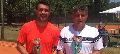 Ο Πάολο Μαλντίνι έκανε το ντεμπούτο του στο επαγγελματικό τένις! (video)