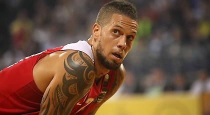 Ανακοινώνει Χάκετ η Μπάμπεργκ