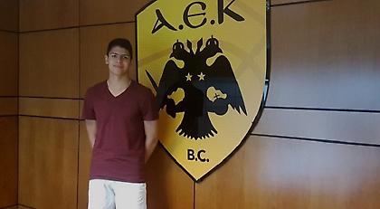 Επένδυσε σε Μιχαήλ η ΑΕΚ