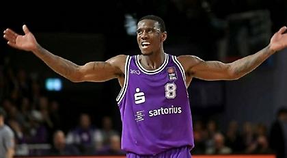 Ένας πρώην πράσινος στην Τόφας