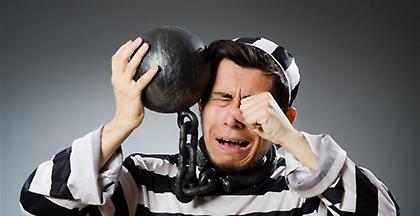 Ληστής επιστρέφει τα 20.000€ που είχε κλέψει από ηλικιωμένη λόγω τύψεων