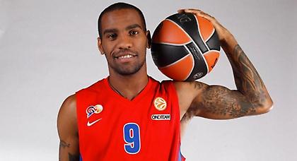 «Τρελή» πρόταση Αρμάνι σε Τζάκσον