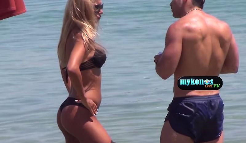 Η «καυτή» ψυχολόγος  Ντομινίκ, σίγουρα θα σου κάνει… κλικ (video)