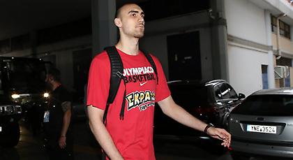 Διακοπές στις Σεϋχέλλες ο Μιλουτίνοφ (pic)