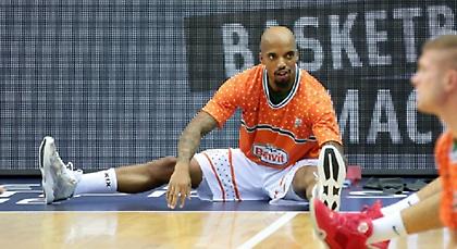 Πήρε το σκοπιανό διαβατήριο ο Θίοντορ