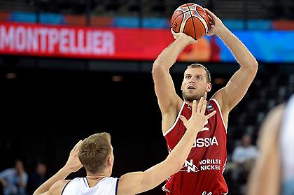 Συνεχίζει στη Χίμκι ο Μόνια