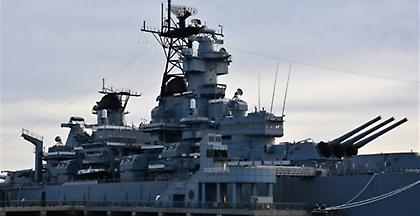 Κοινή περιπολία του πολεμικού ναυτικού των Φιλιππίνων με τις ΗΠΑ