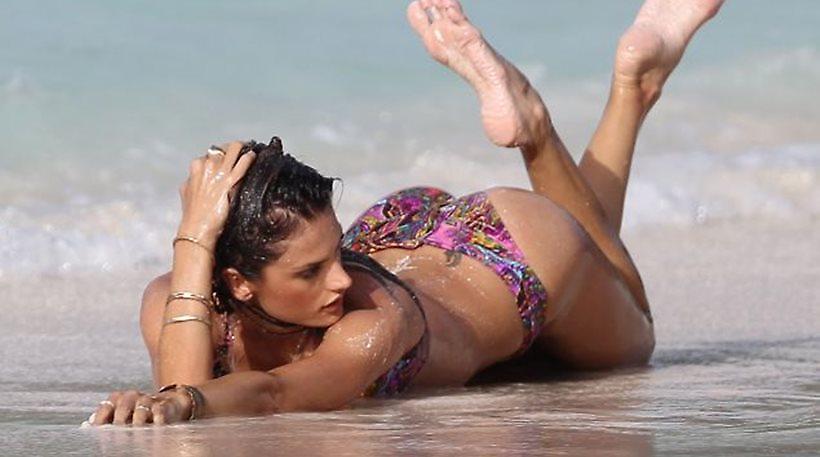 Στην Ελλάδα η Alessandra Ambrosio- Δείτε τη φωτογραφία και το σχόλιο του super model