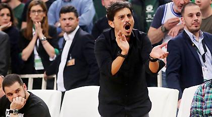 Γιαννακόπουλος: «Με παίζετε πισώπλατα, σας παίζω στα ίσα και χάνετε» (pics)