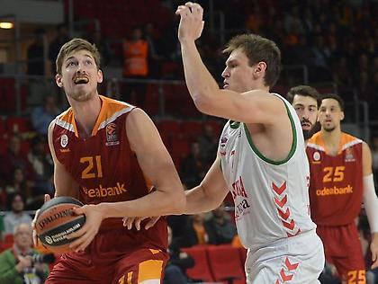 ΤΣΣΚΑ Μόσχας: Σε διαπραγματεύσεις με τον Τίμπορ Πλάις