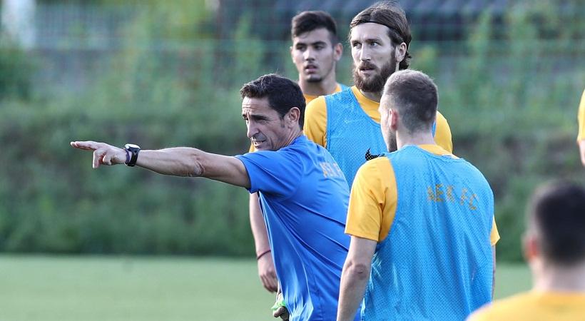 Τσακίρης στον ΣΠΟΡ FM από Κίελτσε: «Τα μαθήματα θεωρίας του Χιμένεθ στους παίκτες της ΑΕΚ»