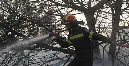 Μάχη με τις φλόγες στην Κερατέα και στις Σέρρες