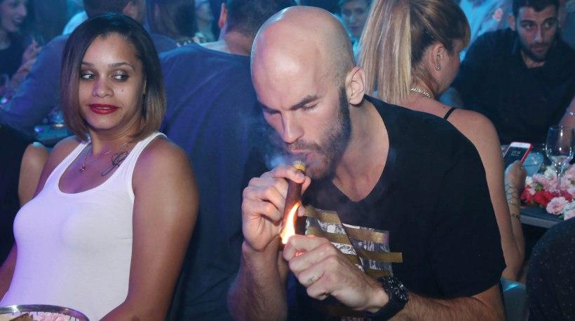 Η... ακατάλληλη φωτογραφία με την οποία ευχήθηκε στον βοηθό του Πασκουάλ ο Καλάθης (pic)