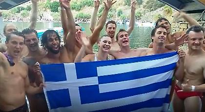 Σόου έκπληξη στο Cliff diving με άρωμα... ΣΠΟΡ FM! (video)