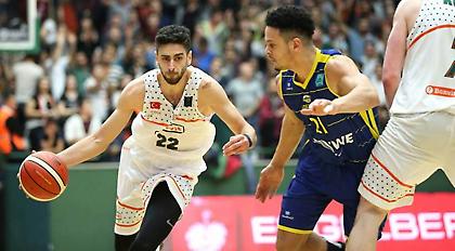 Επιβεβαίωσε για Κορκμάζ και Σίξερς η Εφές (pic)