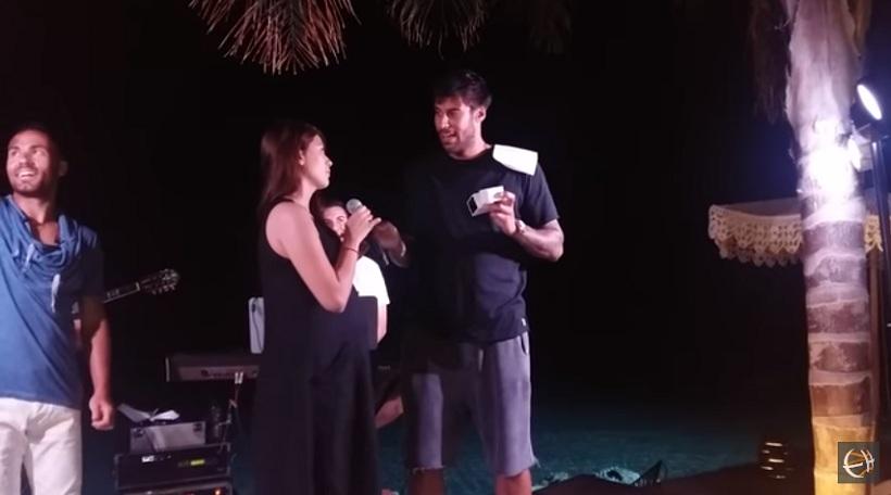 Η πρόταση γάμου του Πρίντεζη στην αγαπημένη του Στέλλα (video)