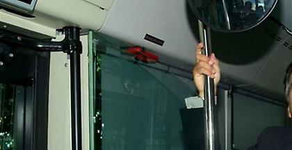 Καθήμενοι ή όρθιοι στο αεροπλάνο; Μόνο… όρθιοι