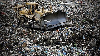 Ατύχημα στον ΧΥΤΑ Μαυροράχης - Σε σοβαρή κατάσταση εργαζόμενος