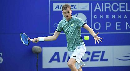 Ο Μεντβέντεφ «σόκαρε» τον Βαβρίνκα