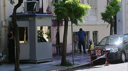 Πρεσβείες κατεβάζουν τα «Δ.Σ.» ή «Ξ.Α.»