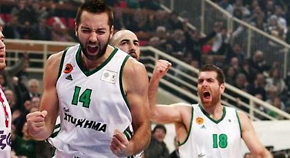 Χαρούμενος που επέστρεψε στον Παναθηναϊκό ο Βουγιούκας (pic)