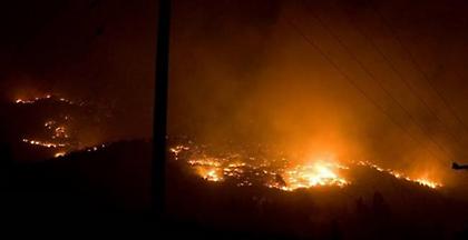 Κομοτηνή: Ολονύχτια μάχη με τη φωτιά στον ορεινό όγκο της Ροδόπης