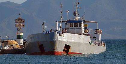 Αδέλφια οι νεκροί στη σύγκρουση αλιευτικού με υδροφόρα ανοιχτά της Αίγινας