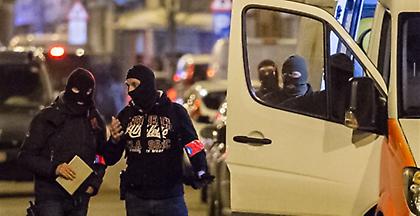 Βέλγιο: Τέσσερις συλλήψεις κι εντοπισμός κρυψώνας με όπλα