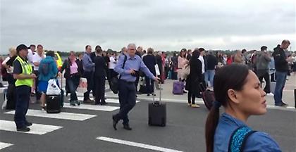 Ελεγχόμενη έκρηξη στο αεροδρόμιο του Μάντσεστερ