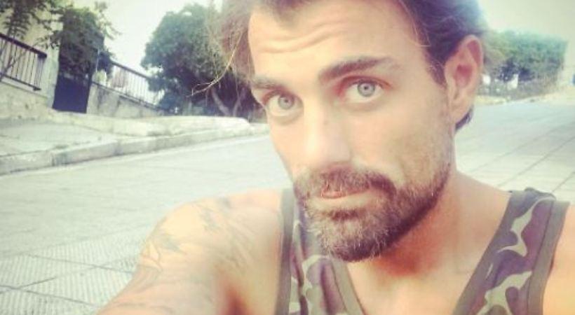 Απίστευτη υποδοχή για τον Χανταμπάκη στον τελικό του Survivor: Δεκάδες παιδιά περικύκλωσαν το αμάξι