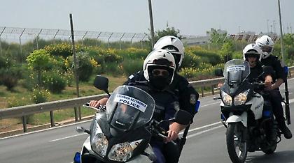 «Βούτηξε» κρέατα και έφυγε από την πίσω πόρτα!