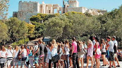 Στάση εργασίας των αρχαιοφυλάκων