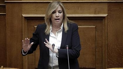 Σφοδρή επίθεση Γεννηματά σε Τσίπρα: Όσο πας γίνεσαι Καμμένος