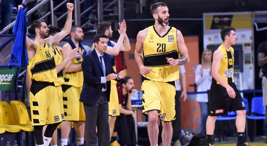 «Δεν θα κρατήσει τον Γιάνκοβιτς η Βαλένθια»