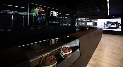 FIBA: «Η Ευρωλίγκα ρίχνει άδικα το βάρος στους παίκτες»