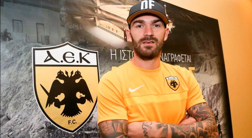 Λιβάγια: «Δεν χρειάστηκε καν να μιλήσω με τον Αραούχο. Εύκολη απόφαση η ΑΕΚ»