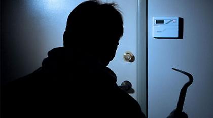 Κέρκυρα: Αλβανός παραβίασε τρία δωμάτια ξενοδοχείου και το Κέντρο Υγείας