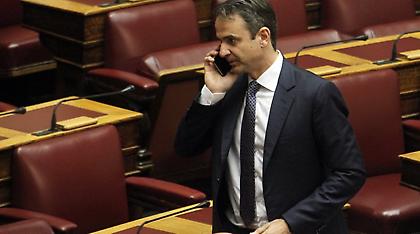 Ο  Κυριάκος Μητσοτάκης ευχήθηκε περαστικά στον Αλέξη Τσίπρα