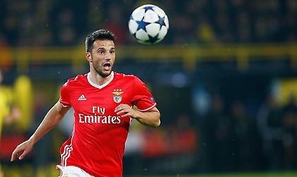 «Πλησιάζει» Μπενφίκα για Σάμαρη η Νιούκαστλ