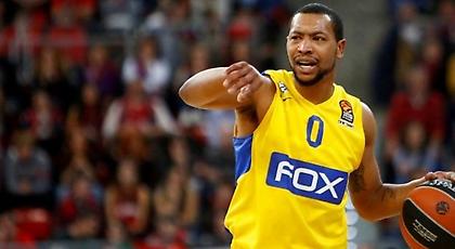 Στην Αρμάνι ο Γκάουντλοκ