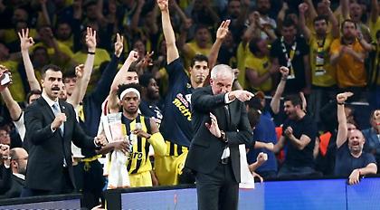 Ομπράντοβιτς: «Δεν θα αφήσουμε τους παίκτες μας να παίξουν στις εθνικές ομάδες»