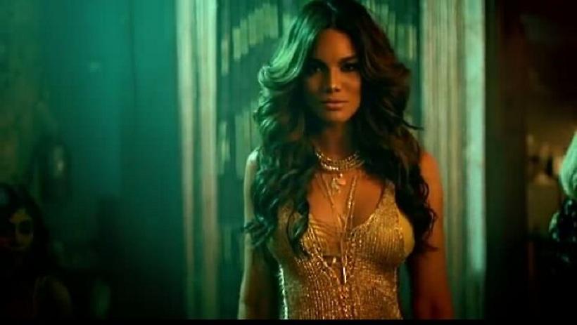 Τα λόγια περισσεύουν… Το κορίτσι του Despacito! (pics-vids)