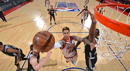 Όργια του «πράσινου» Όγκαστ! (video)