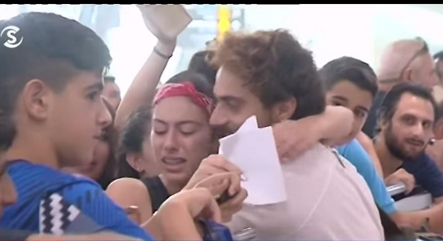 Χαμός στην επιστροφή του Survivor Μάριου Πρίαμου στην Κύπρο (video)!