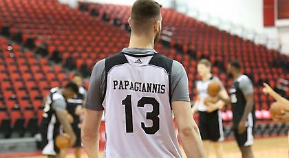 Θετικός ο Παπαγιάννης στο summer league (video)