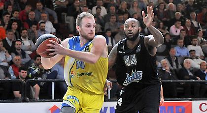 Συνεχίζει στο Λαύριο ο Κακλαμανάκης