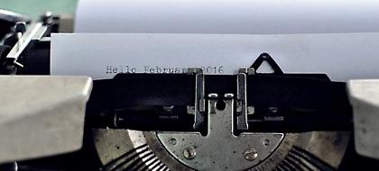 Συγγραφείς, δημοσιογράφοι και εκδότες: Το υπουργείο Πολιτισμού καταργεί τα πνευματικά δικαιώματα