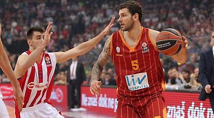 Ανακοίνωσε ΚΑΙ Μίτσοφ η Αρμάνι Μιλάνο