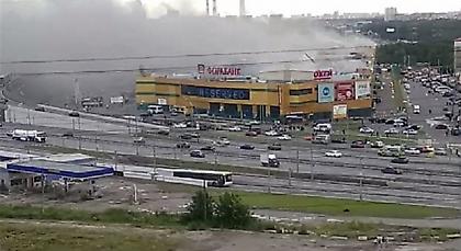 Πυρκαγιά σε εμπορικό κέντρο στη Μόσχα - Toυλάχιστον 14 τραυματίες