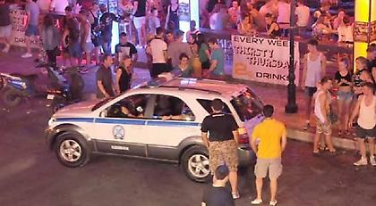 Στον ανακριτή οι 8 συλληφθέντες για το θάνατο του Αμερικανού στον Λαγανά